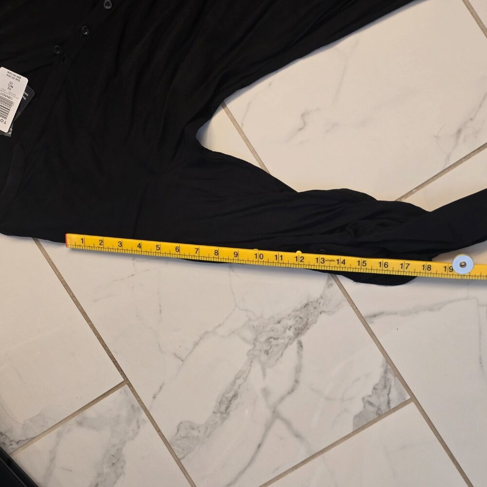 Torrid Button up Dress Shirt OO M/L 10 - Picture 3 of 10